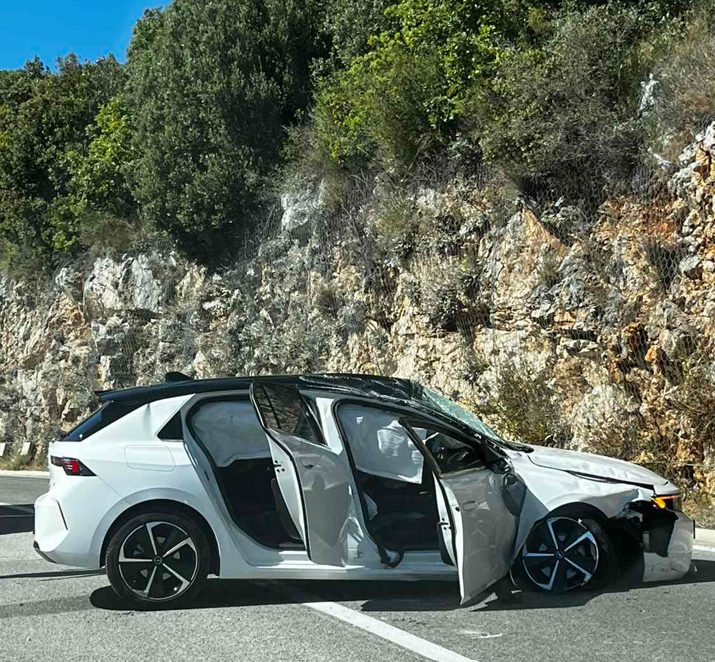 Automobilom udario u brdo kod Lozice