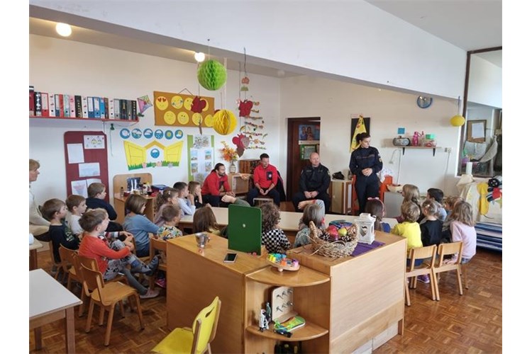 Korčulanski predškolci učili kako smanjiti rizik u slučaju prirodnih nepogoda
