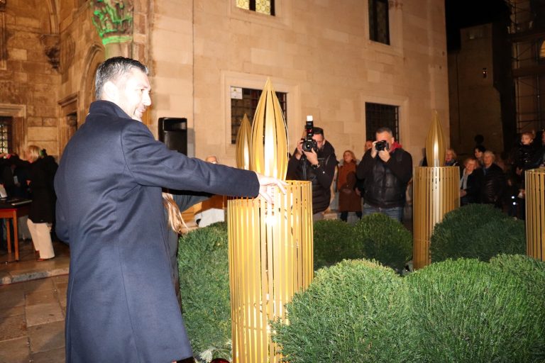Franković upalio svijeću nadu u Gradu