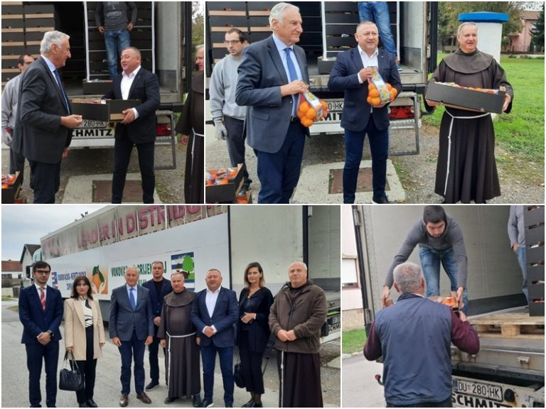 Trinaestu godinu zaredom DNŽ donirala mandarine Vukovarsko-srijemskoj županiji