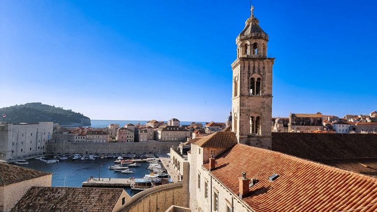 Besplatna tematska vođenja na hrvatskom – upoznajte pomorski i kozmopolitski Dubrovnik