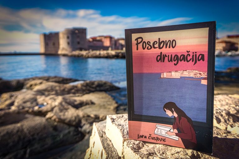 AFIRMACIJA MLADIH PJESNIKA: Lara Čustović i “Posebno drugačija”