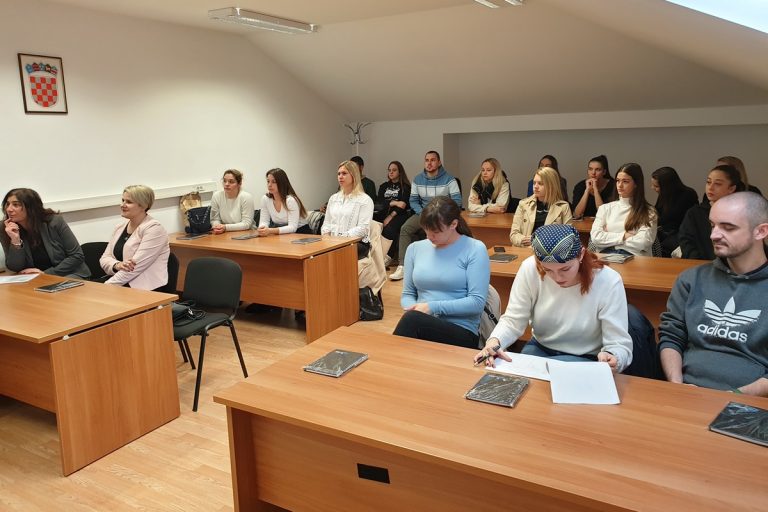 Dubrovački studenti posjetili Poduzetnički inkubator Dubrovnik