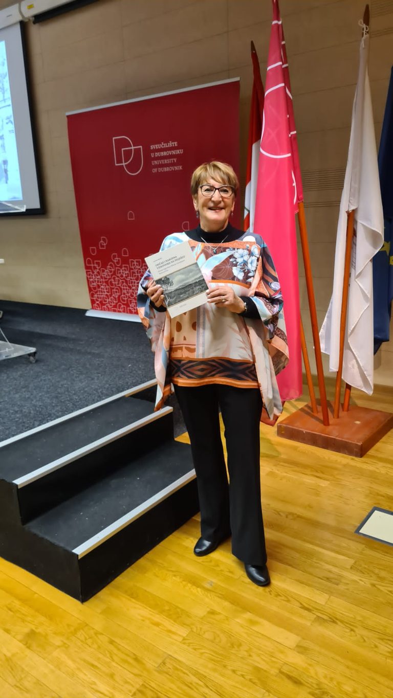 Predstavljena knjiga „Običaji i narodna vjerovanja na Pelješcu“ Jasenke Maslek