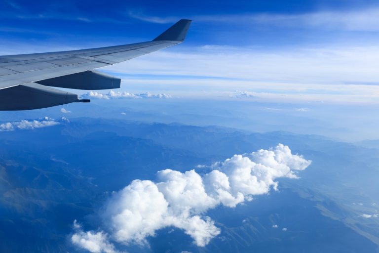 Osam savjeta da vam sljedeće putovanje avionom bude udobno i bez stresa