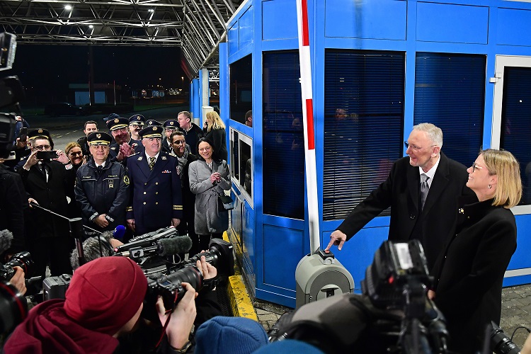 Ministar Božinović: otvorili smo vrata Europi bez granica