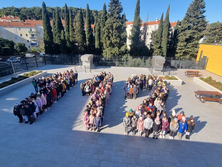 U OŠ Montovjerna obilježen Dan civilne zaštite