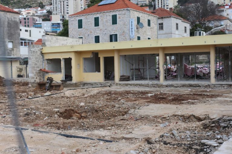 GRAD JE SUGLASAN: Sanitat diže kredit od 1,9 milijuna eura za rekonstrukciju place u Gružu