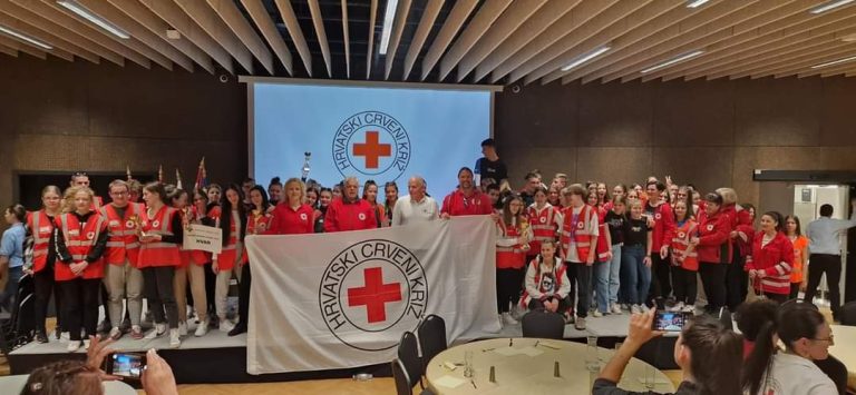 Učenici iz Trogira i Splita idu na Državno natjecanje mladih Crvenog kriza u Zagreb