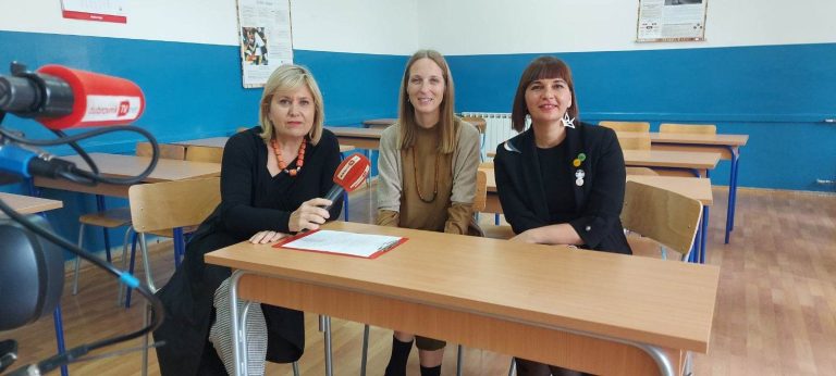 TV INTERVJU s profesoricama hrvatskog koje su svojim učenicima dovele žive knjige