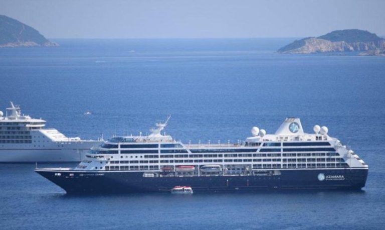 U Dubrovnik uplovio svingerski kruzer