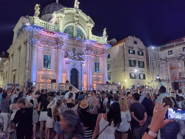 FOTO: Uz Dubrovački simfonijski orkestar u ljeto