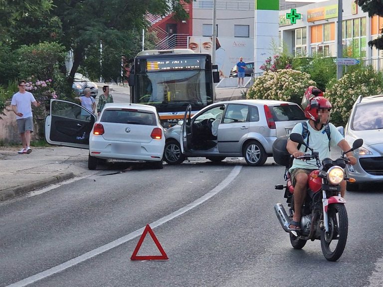 Prometna na Babinom kuku, zabilježena materijalna šteta