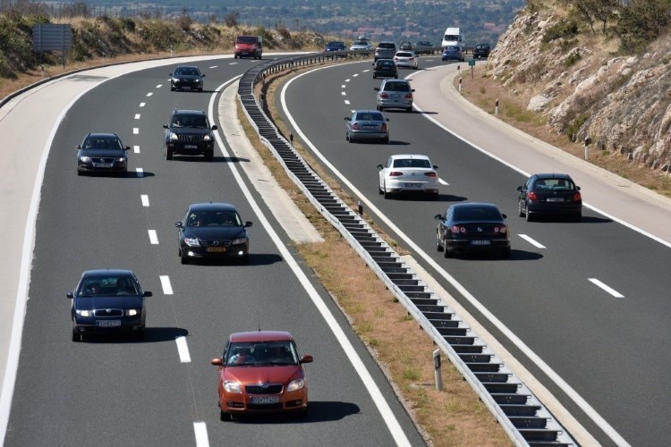 Gužve u prometu – na prometnicama u posljednja 24 sata dogodilo se osam prometnih nesreća