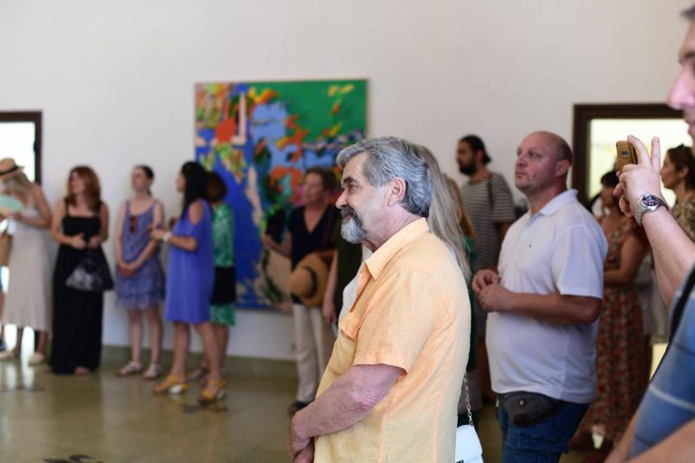 FOTO: Brojni su Dubrovčani jutros “pili kavu” u Galeriji s Pinom