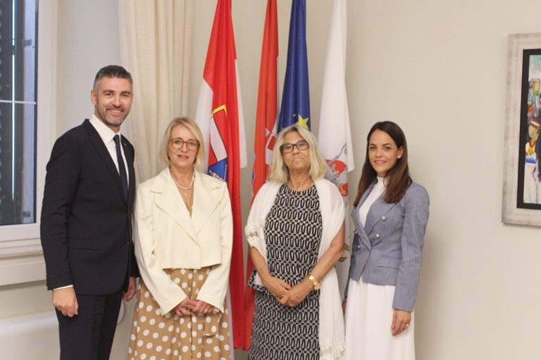 Portugalska veleposlanica Leal da Silvu u nastupnom posjetu Gradu Dubrovniku