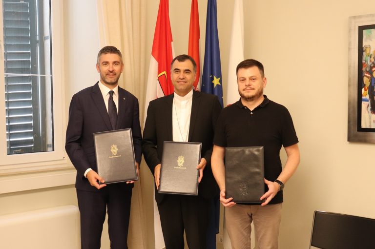 POTPISAN UGOVOR Rekonstrukcijom Biskupskog dvora osigurat će se 122 nova vrtićka mjesta