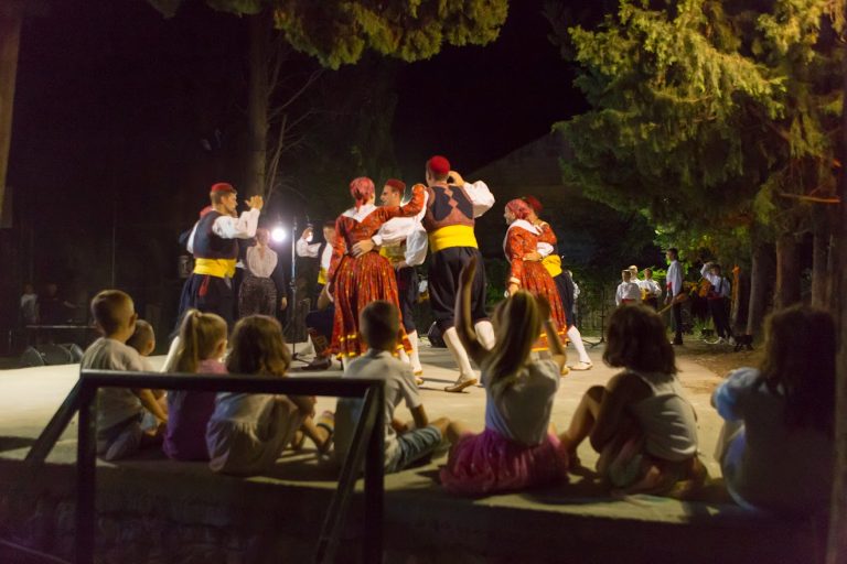TZ GRADA DUBROVNIKA Javni poziv za „Potpore za turističke manifestacije“ u 2024. godini