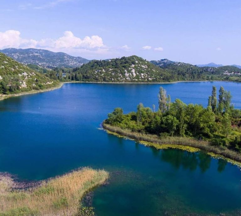 RAZGLEDNICA S BAĆINSKIH JEZERA Ne možeš vjerovati koliko je lijepo!