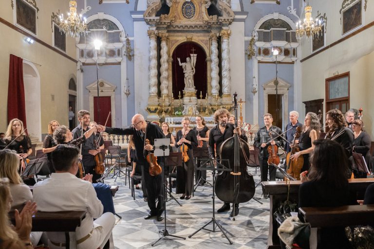 U punoj crkvi Male braće završen 6. Stradun Classic