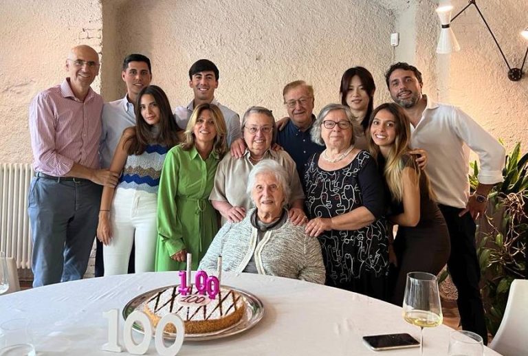ROĐENDANSKO VESELJE 100-godišnju Dubrovkinju Sonju Batinić u Italiju je odvela “zabranjena ljubav”, danas slavi uz mnogobrojnu obitelj