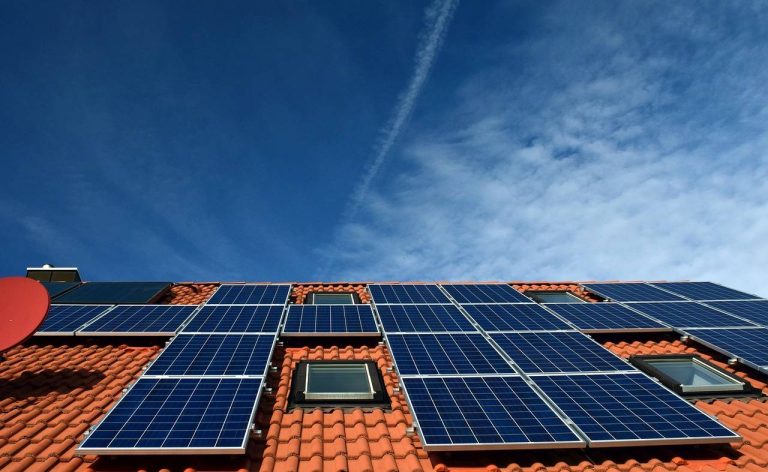 Dobra energija u Dubrovniku: Saznajte sve o solarnim elektranama za kućanstva