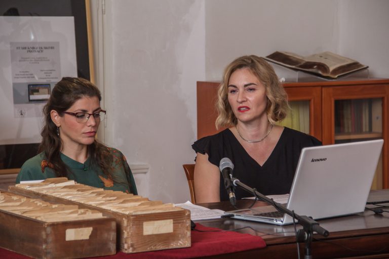 Paula Raguž i Josipa Vragolov predstavile digitalizirani katalog starih i rijetkih knjiga