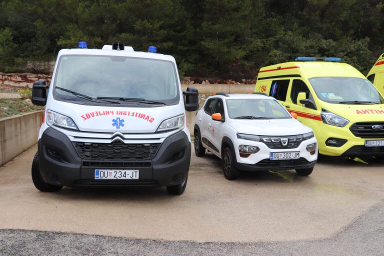 Širi se Mreža hitne medicine i sanitetskog prijevoza na Korčuli, Elafitima i Pelješcu