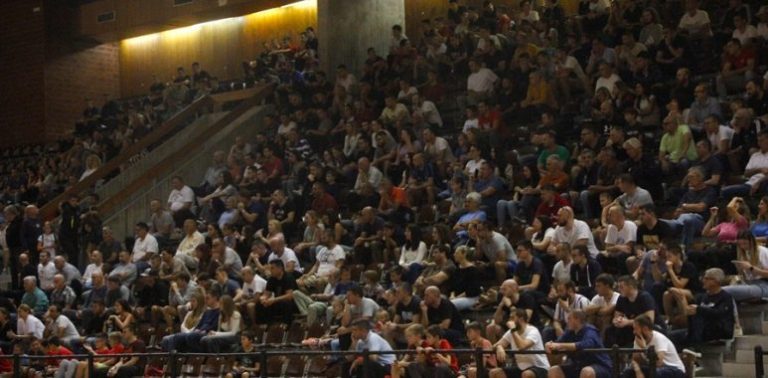 Večeras svi u Gospino polje! Dolazi Cibona, a možete pomoći i malenom Lukasu Hasanu