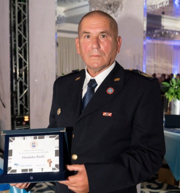 Gospodine Radić, godinama se mi u Dubrovniku divimo i ponosimo Vašim spasilačkim pothvatima