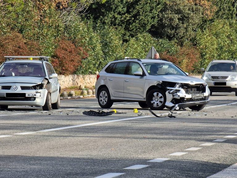 OPREZ VOZAČI: Prometna nezgoda pokraj aerodroma