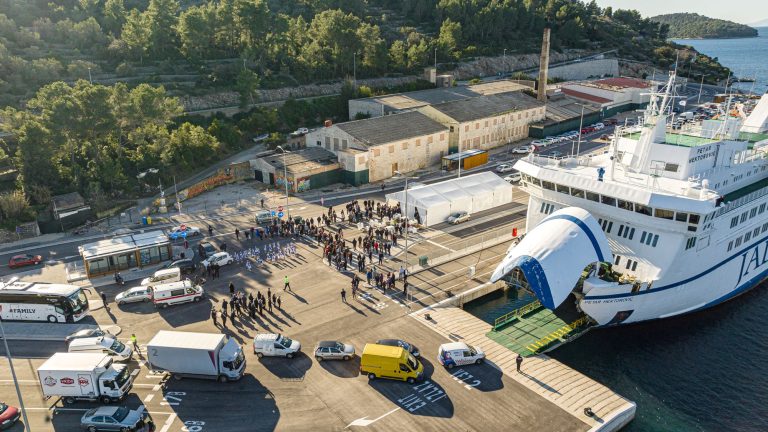 Otvoren novi pomorsko-putnički terminal u Veloj Luci