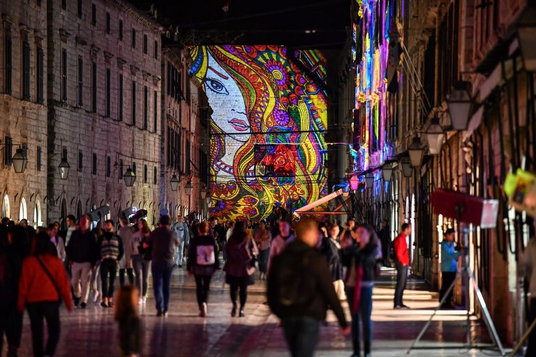 Dubrovnik se priprema za LUMIART spektakl – očekuje nas bogati kroz tri festivalske večeri