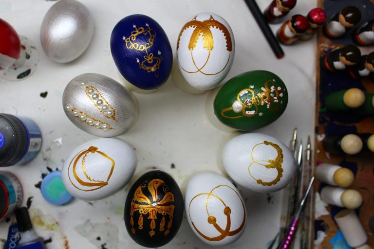 Tradicija na uskrsnim jajima Jelene Feregje
