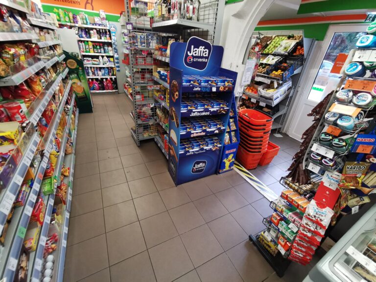 Je li ovo moguće? Nigdje nikoga…