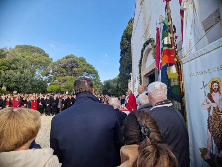Danas se zatvara festa sv. Vlaha, misu na Gorici predvodi omiljeni svećenik don Toma Lučić