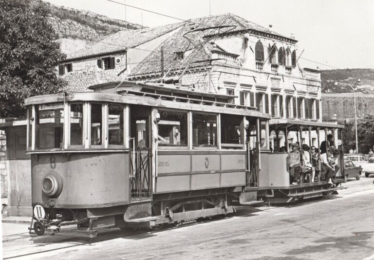 Muzeji pozivaju građane: Posudite građu i obogatite izložbu „Povijest dubrovačkog tramvaja“