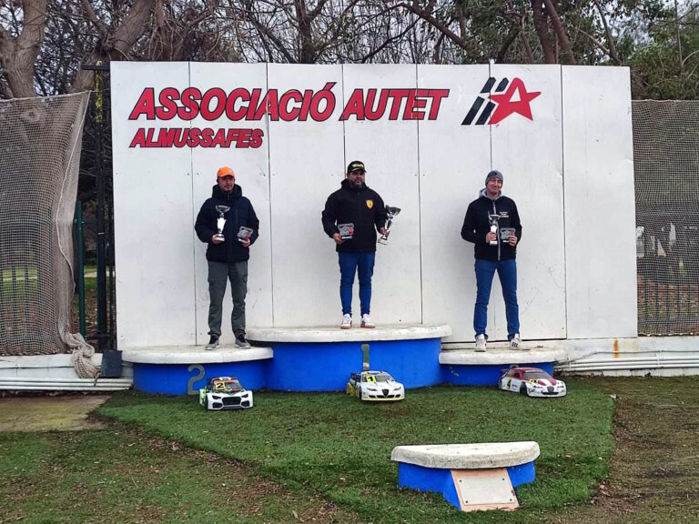 Dario Lovrinčević osvojio srebro na EFRA utrci RC modela automobila u Valenciji 