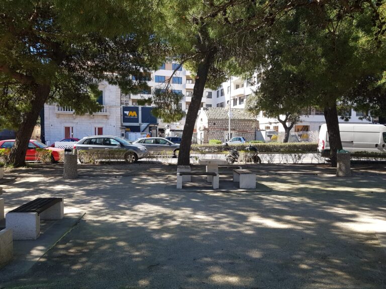 Uhićen 28-godišnji Filipinac koji je na Batali maloljetnicima nudio intimno druženje