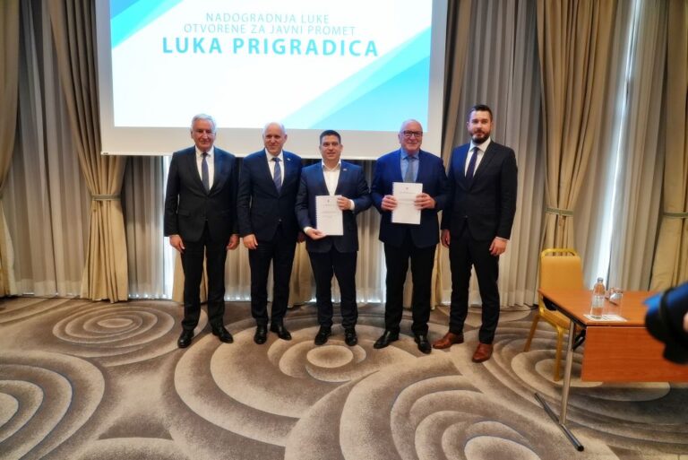 POTPISAN UGOVOR: 11,5 milijuna eura za sufinanciranje dogradnje luke Prigradica na Korčuli