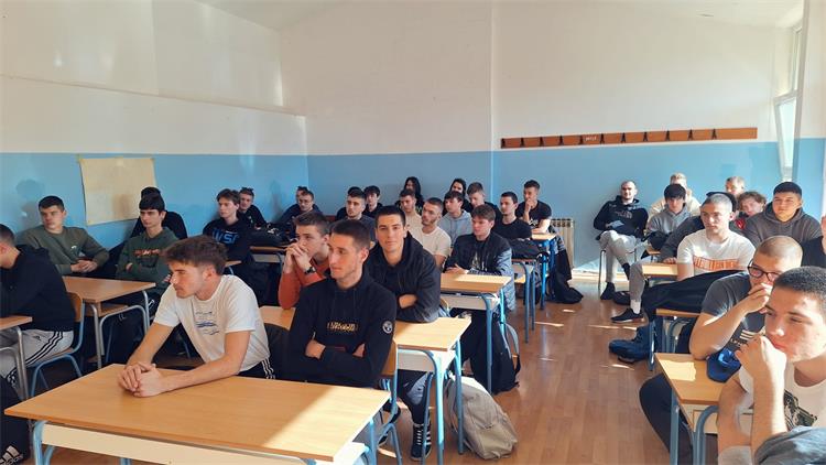 Učenicima završnih razreda Pomorsko-tehničke škole u Dubrovniku održano predavanje na temu prometa