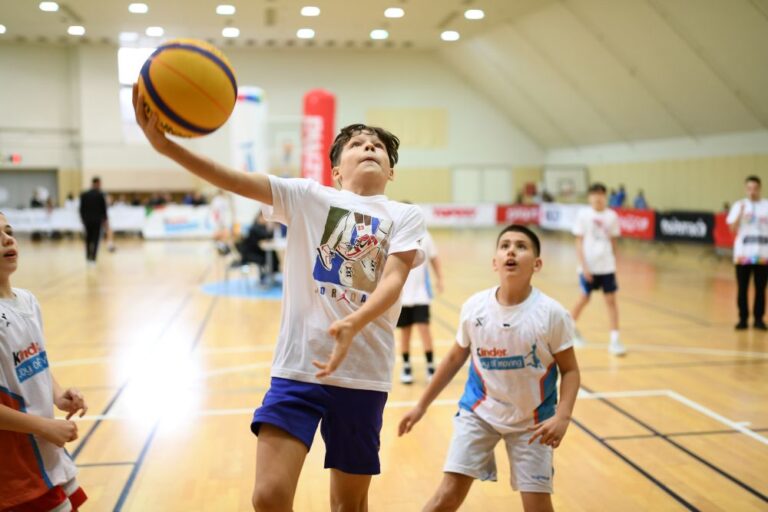 Tri dubrovačke ekipe putuju u Rijeku na Državnu završnicu Kinder joy of moving turnira u uličnoj košarci