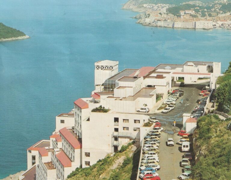Na današnji dan 1985. svečano je otvoren luksuzni hotel Belvedere