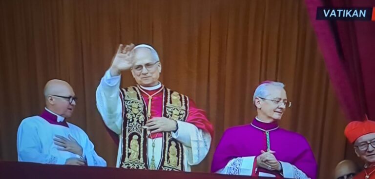 Američki kardinal Robert Francis Prevost novi papa – Lav XIV.