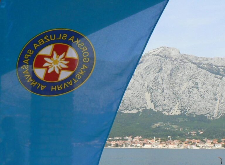 Članovi HGSS-a pronašli stariju žene čiji je nestanak tijekom noći prijavljen na području Sresera
