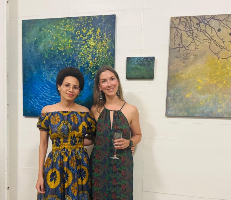 FOTO/GALERIJA 120 U JANJINI: Natasha Baković otvorila svoju samostalnu izložbu u pelješkom “Malom Parizu”