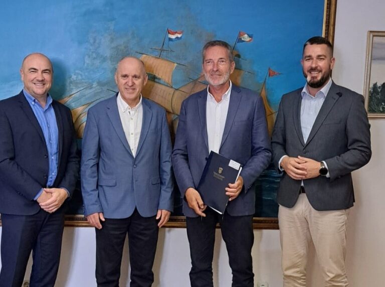 Ministar Bačić boravi u radnom posjetu Dubrovačko-neretvanskoj županiji