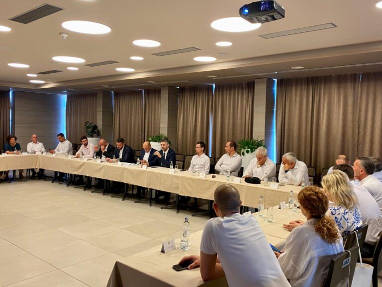 Župan Pezo održao prvi radni kolegij s gradonačelnicima i načelnicima