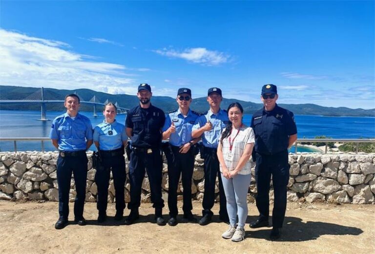 Strani policijski službenici i ove godine brinu i sigurnosti građana i turista u Dubrovniku
