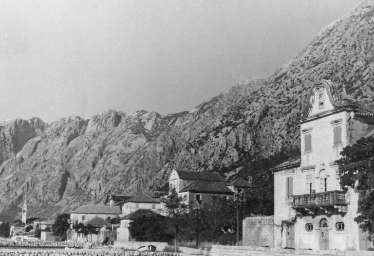“RAZGLEDNICA IZ DOBROTE” Dokumentarac o čuvenim obiteljima Tripković i Dabinović